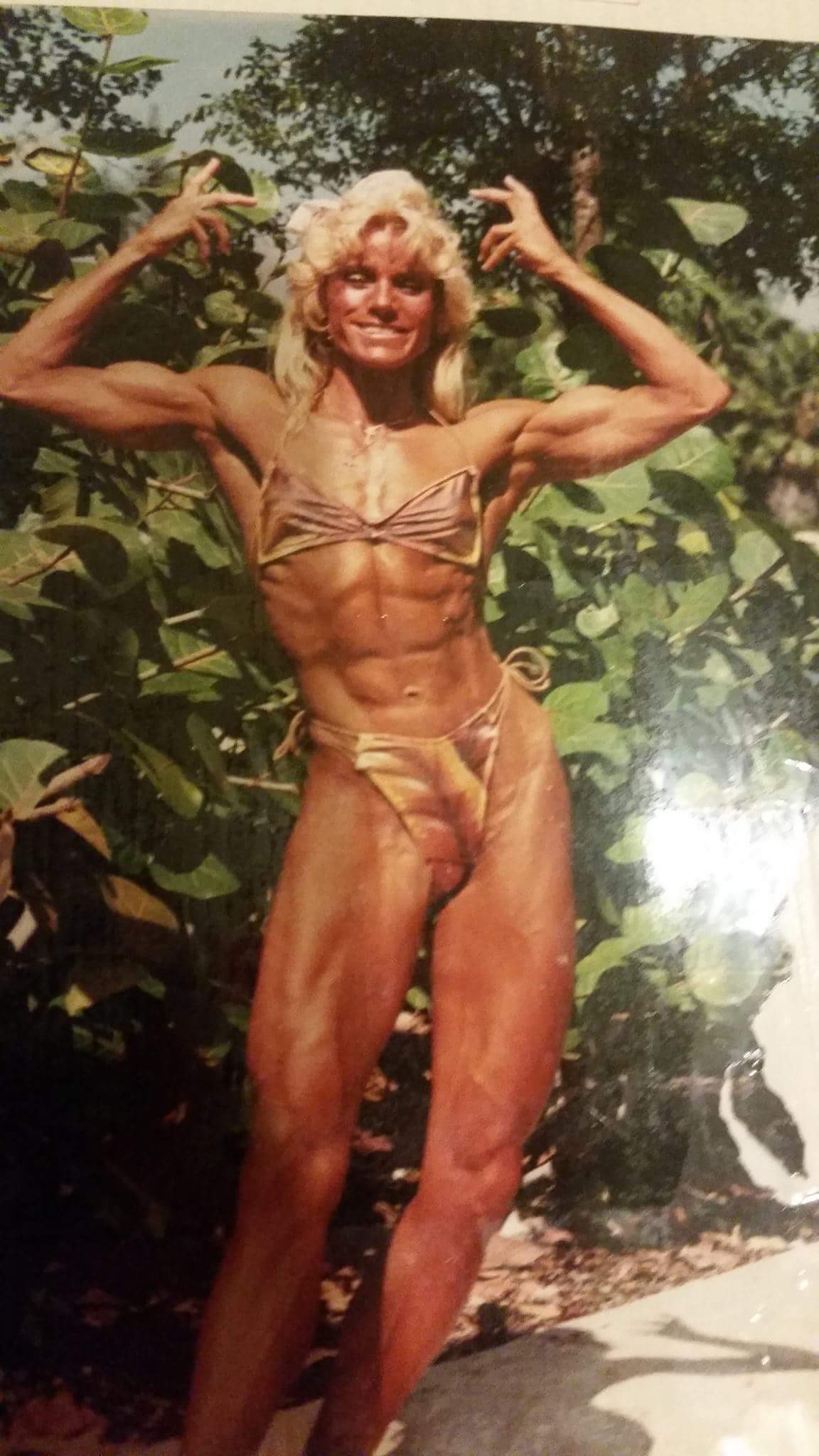 Jennifer placed 5th in the NPC National Bodybuilding Competition